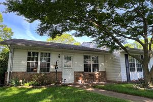 411A WEYMOUTH CT # 411A, RIDGE, NY