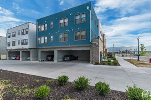 5243 W REVENTON DR UNIT 101, SOUTH JORDAN, UT