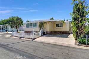 1438 SHADOWGLEN WAY, CORONA, CA
