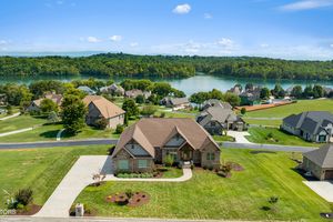 320 WATERCREST DR, VONORE, TN