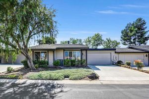 739 NOB CIR, VISTA, CA