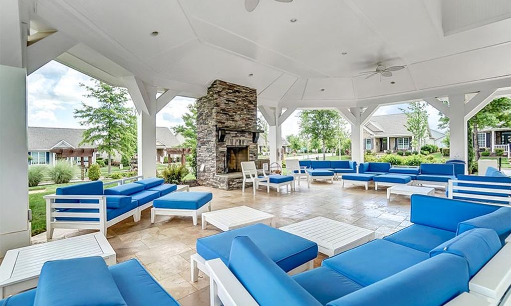 Outdoor Lounge with Fireplace