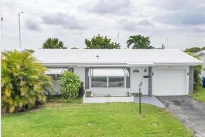 3021 NW 2ND AVE, POMPANO BEACH, FL