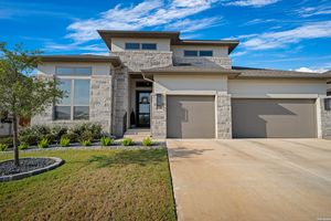 1925 LUNA ST, NEW BRAUNFELS, TX