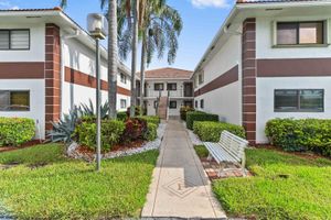15451 PEMBRIDGE DR 207, DELRAY BEACH, FL