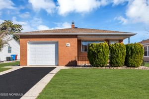 47 HYANNIS ST, TOMS RIVER, NJ