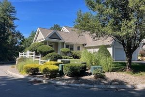 606 ALYSSA DR # 606, GROVELAND, MA