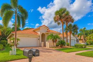 9720 ISLES CAY DR, DELRAY BEACH, FL