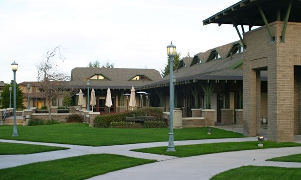 Clubhouse Courtyard