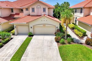 4612 CLUB DR D102, PORT CHARLOTTE, FL