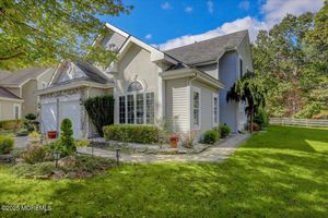 10 SUNNINGDALE CT, JACKSON, NJ