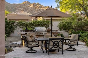 6767 E NIGHTINGALE STAR CIR, SCOTTSDALE, AZ