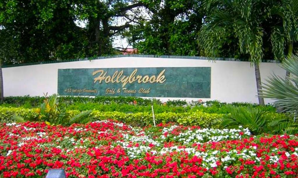 Hollybrook Golf and Tennis Club - Pembroke Pines, FL