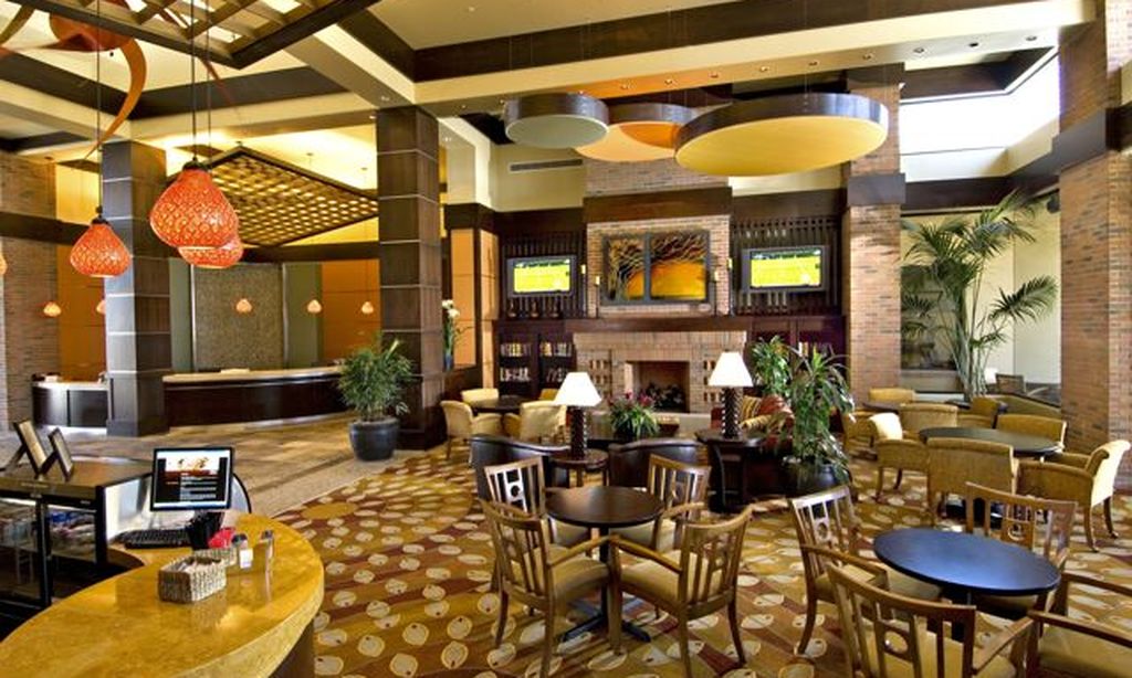 Clubhouse Lobby