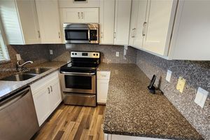 756 FLANDERS P # 756, DELRAY BEACH, FL