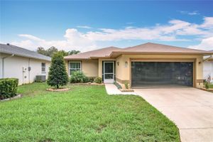 2206 SILVER LAKES DR, LAKELAND, FL