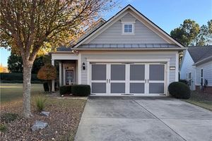 6303 ROCKPOINT LN, HOSCHTON, GA