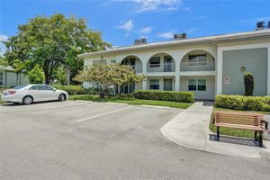 1108 BAHAMA BND APT B1, COCONUT CREEK, FL