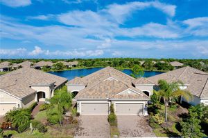 21629 AVON PARK CT, VENICE, FL