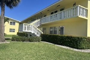 105 SHEFFIELD E UNIT E, WEST PALM BEACH, FL
