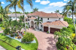 491 WEDGE DR, NAPLES, FL