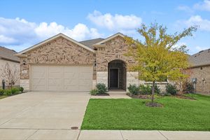 948 MEMORIAL DR, AUBREY, TX