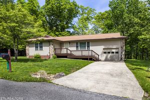 33 DRUID CIR, CROSSVILLE, TN