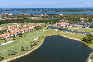 5025 HARMONY CIR APT 203, VERO BEACH, FL