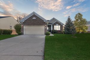 9525 PINE VALLEY DR, GRAND BLANC, MI