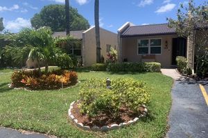 123 LAKE GLORIA DR, WEST PALM BEACH, FL