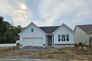 320 STONEHAUS CIR, ANTIOCH, TN