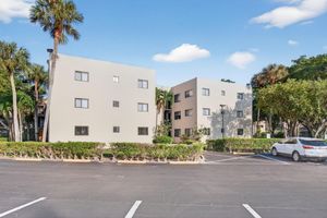 5220 LAS VERDES CIR APT 322, DELRAY BEACH, FL