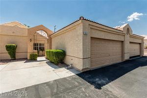 5117 HARVEST MOON LN, LAS VEGAS, NV