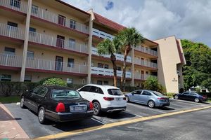 1010 COUNTRY CLUB DR APT 306, MARGATE, FL