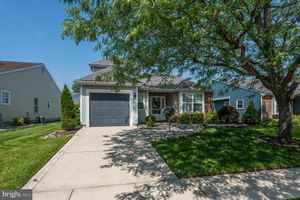 681 CASCADE DR, MOUNT LAUREL, NJ