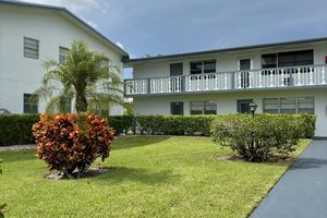 76 CAMBRIDGE D, WEST PALM BEACH, FL
