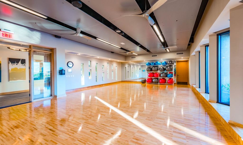 Aerobics & Dance Studio