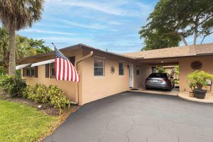 725 WHIPPOORWILL LN, DELRAY BEACH, FL
