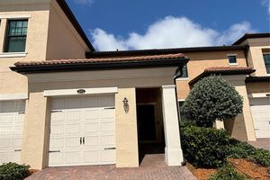 10054 CROOKED CREEK DR 201, VENICE, FL