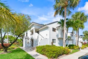 7533 GLENDEVON LN 905, DELRAY BEACH, FL