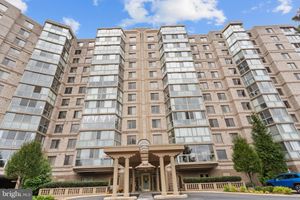 19385 CYPRESS RIDGE TER 914, LEESBURG, VA