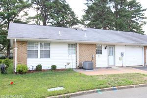 61 CAMBRIDGE CIR B, MANCHESTER, NJ