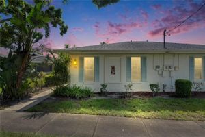 1903 CANTERBURY LN B24, SUN CITY CENTER, FL