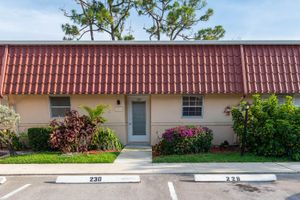 228 DOWN EAST LN, LAKE WORTH, FL