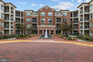 2905 SAINTSBURY PLZ 315, FAIRFAX, VA