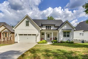 308 OOSTAGALA LN, LOUDON, TN