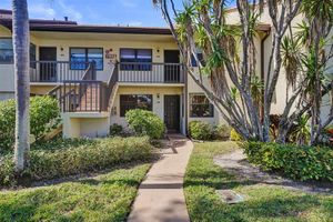 7689 TAHITI LN APT 104, LAKE WORTH, FL