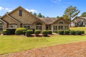 105 E CHELSEA CT, SOUTHERN PINES, NC