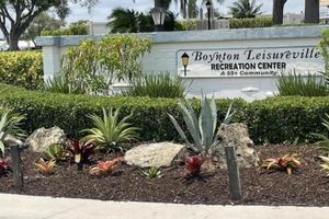 2106 ALFRED DR, BOYNTON BEACH, FL