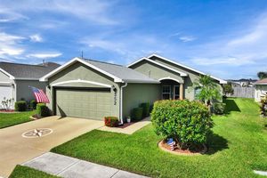 352 LAKE SUZANNE DR, LAKE WALES, FL